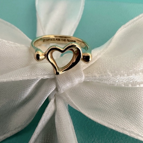 Tiffany & Co Yellow Gold Open Heart Elsa Peretti Ring size 5.25 - Picture 1 of 12
